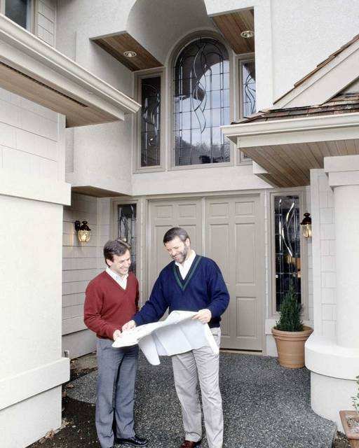 realtor with home for sale